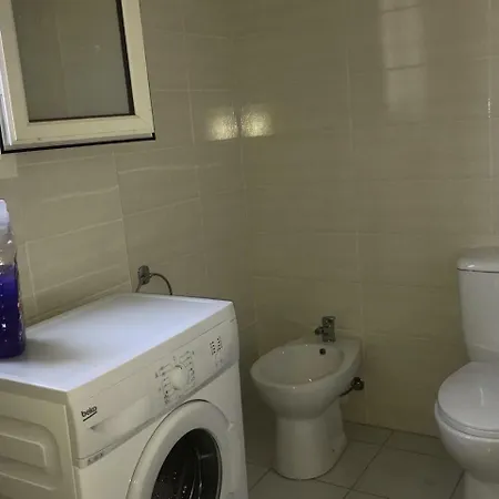 Dukaj Appartments فلورا