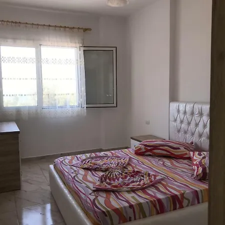 Dukaj Appartments * فلورا
