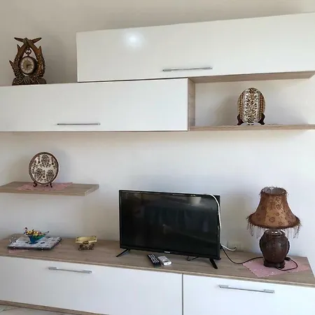 Dukaj Appartments * فلورا